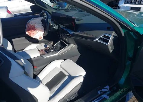 2025 BMW M4 Competition xDrive z USA, uszkodzony, nr VIN WBS43BA09SCU16500